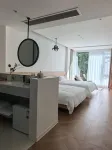Moon Bay Zuo Lin You Xi Homestay