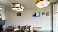 Studio 6 Suites Lexington, KY - Airport