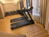 Huaqiao Dongfang Hotel