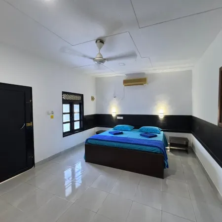 Crown Majesty Hotels in Arugam