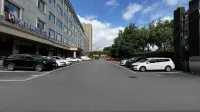 Home Inn Plus (Rizhao Shandong Road Shiwutian Branch) Hotels in Long-distance Bus Station, Haiqu Park