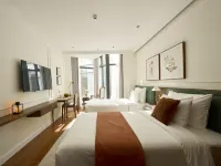 Signature The Central Da Lat, a brand of Modern Village Lifestyle โรงแรมในด่าหลัต