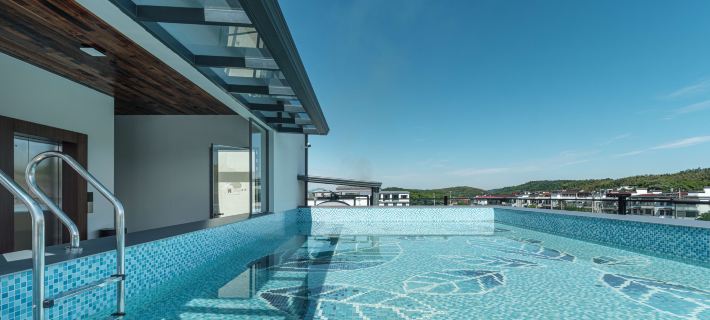 Susuli · Déjà vu · Star Sky Rooftop Pool · Riverside Elegant Villa (Moon Bay Scenic Area) Hotels in Jing County
