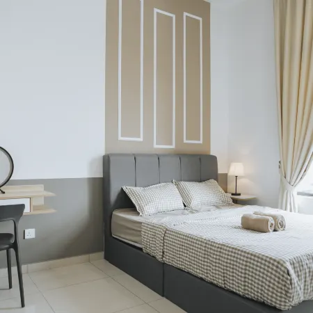 Parkland Residence Batu 11 MRT by AsHome