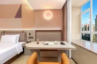 Meiju Hotel Yantai  Fuhai Road Branch - parking