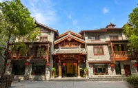 Phoenix Story  Boutique Resort Hotel - parking