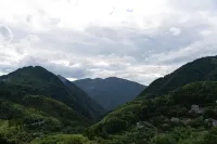 Anji Zhenxi Tingyun Luxury Vacation Guesthouse - Bergblick