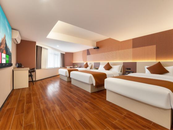 Lanlin Hotel (Yongqingfang Branch), Shangxiajiu Pedestrian Street, Guangzhou