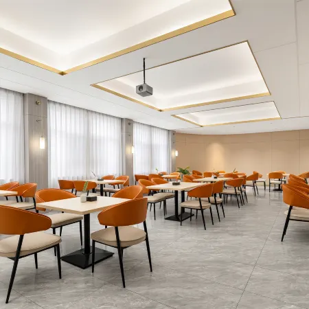 Pullman Grand Hotel (Anlu Dongda Times Square)