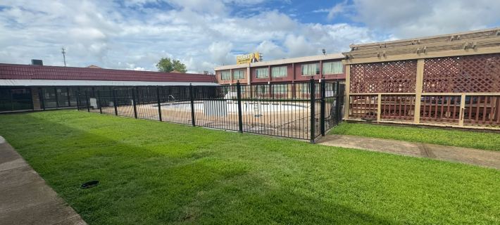 OYO Express Inn Suites Hotels in Hunt County