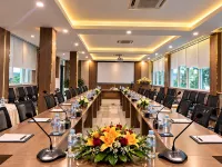 Twin Hotel Kampot - parkir