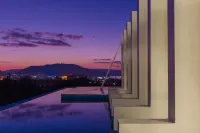 Lanyue Li Sky City Natural Mineral Hot Spring Resort 360° View Villa