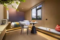 VALATOMS Van Latu Sunshine Hotel (Mao County Ancient Qiang City)