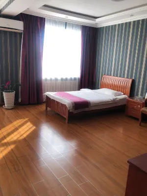 E'erguna Grassland Star Hotel Hotels near Heishantou Lev Wetland Manor - Viewing Platform