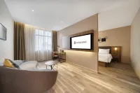 Homeinn Plus Hotel (Yuyao North Station International Convention and Exhibition Center)