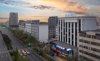 Hanting Hotel (Xinzhou Heping Middle Street)