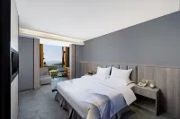 Yihai Resort Hotel (Xichang Qionghai Wetland Branch)