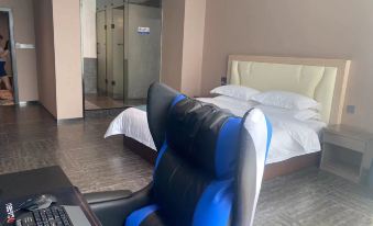 Huaihua Aike E-sports Hotel