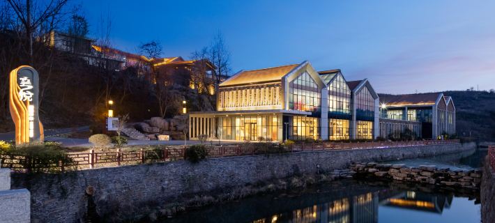 Yunshuijian Mountain House Hotel di Yishui County