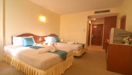 Chumphon Gardens Hotel