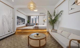 Xunxuan Hotel (Wuyi Square)