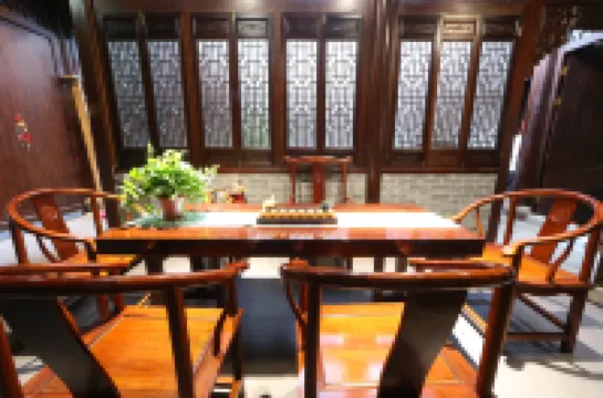 Yitang Yayuan Homestay (Youyu Ancient Town)