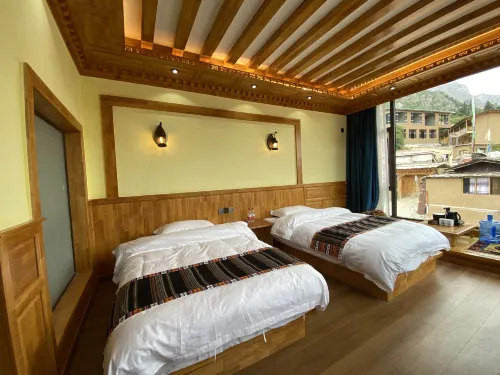 Diebu Photography Home Chinese Inn (Dari Viewing Platform)