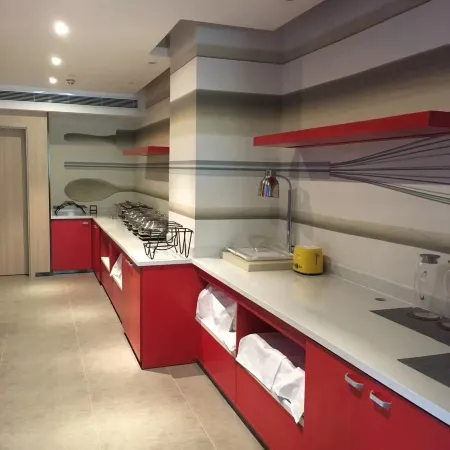 Ibis Hotel (Huijia Times Square Branch, Railway Bureau Subway Station)
