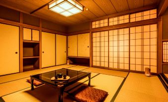 Ooedo Onsen Monogatari Awazu Grand Hotel(Old:Yukai Resort Premium Awazu Grand Hotel)