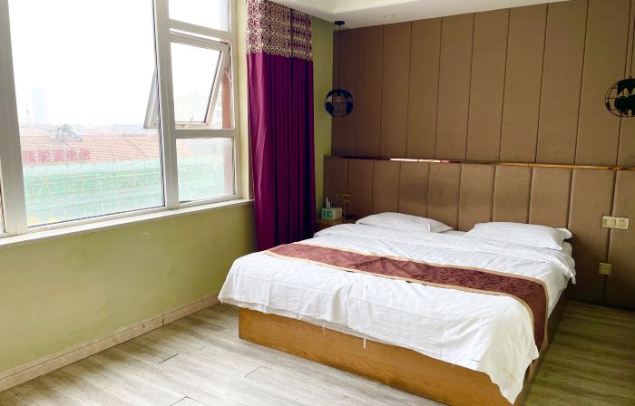 Wuxue 520 Theme Hotel