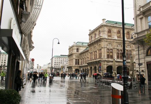 5. 오페라 스위트..