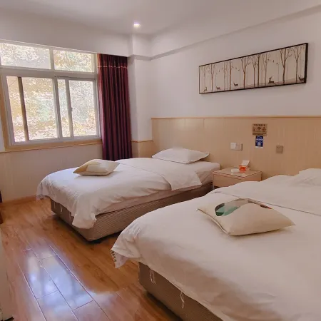 Sunshine Business Hotel (Qingchuan Station Branch)