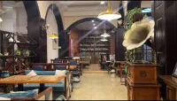 Zhaohuaxishi Inn (Taierzhuang Old Town Fuxing Plaza Store)