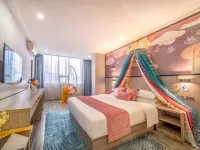 Buffet Hotel (Guiping Xishan Scenic Area) Hotels in Guiping