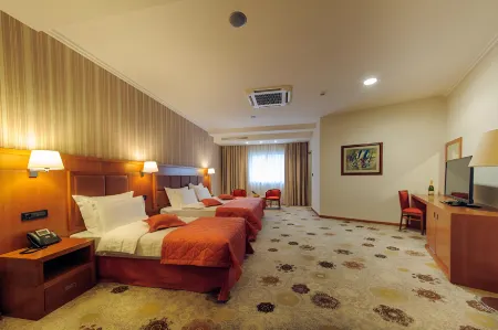 Kings Park Hotel