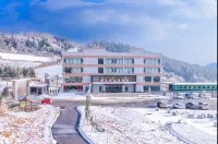 Patong Yehuaping Hotel