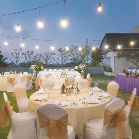 Fox Hotel Jimbaran Beach Bali Отели рядом с достопримечательностью «Пляж Джимбаран»