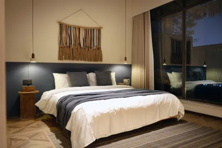 小隱於庭園民宿（西安鐘樓地下鉄駅）