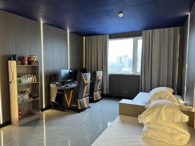 Fangyu E-sports Hotel (Zhumadian Zhengyang Road Aijia Shopping Center)