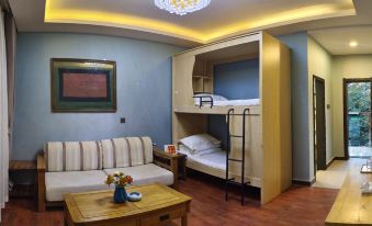 Angel International Youth Hostel