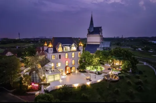 Derby Cuichengbao Homestay