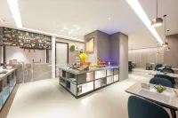 Homeinn Selected Hotel (Xixian New Area Jinghe Huizhi Plaza) Hotels in Jingyang