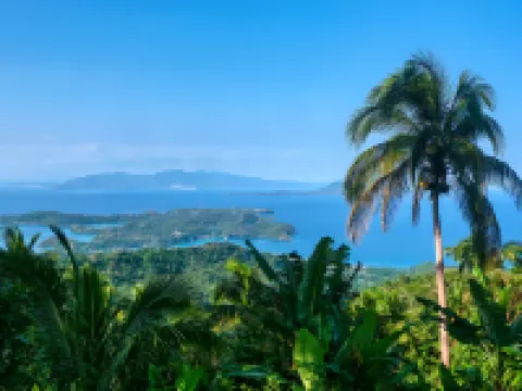 เอดจ์วอเทอร์ ไดฟ์แอนด์สปารีสอร์ท โรงแรมในเปอร์โตกาเลรา