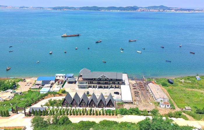海畔雲山民宿ホテル