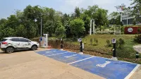 Pavilion Pha Leuang & Bungalows - parking