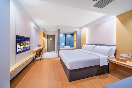 Boris Hotel (Longhu Times Tianjie Shiyou Road Light Rail Station Branch) Отели рядом с достопримечательностью «Chongqing Institute of Public Administration»