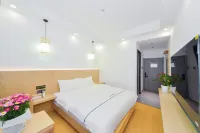 Dali Shengqiang Hotel (Dali Station Erhai Park Branch) - 2 stjerner