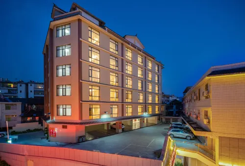 Lancang Shengshi Hotel Hotels in Lancang