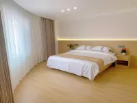 โรงแรมไคเฟิง จ้าวทง - ที่มีที่จอดรถ