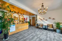Moganshan Shisu Parent-child Holiday Homestay - bar